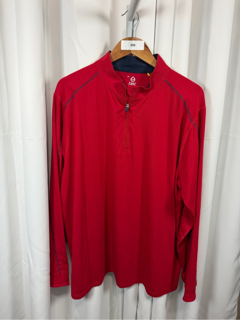 Tasc Performance Men’s XXL Red Bamboo 1/4 Zip Pullover Long Sleeve Athletic
